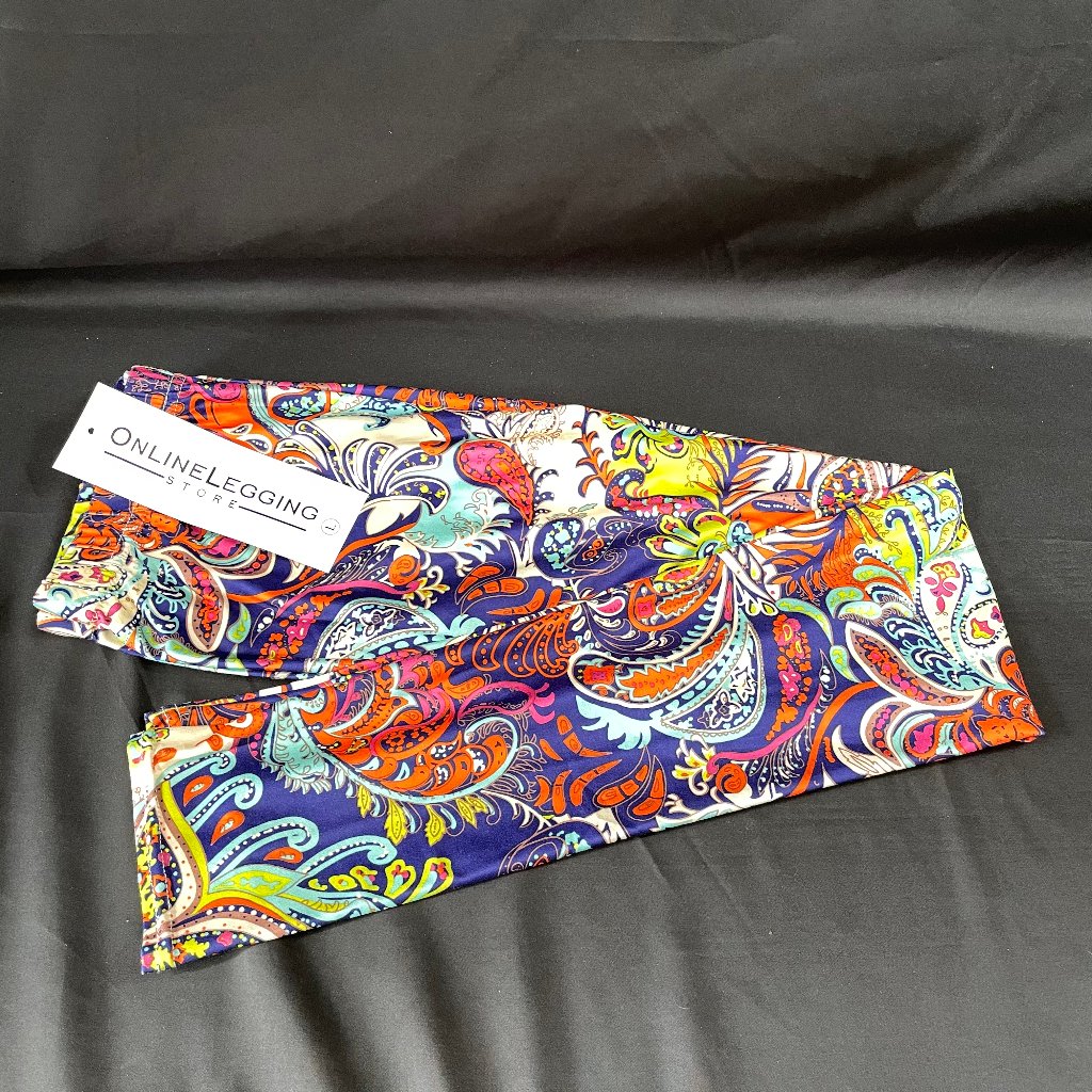 Online Legging Store  Size Large Paisley Leggings Nwt